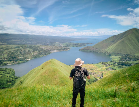 Aktivitas Seru yang Wajib Dicoba saat Liburan ke Danau Toba