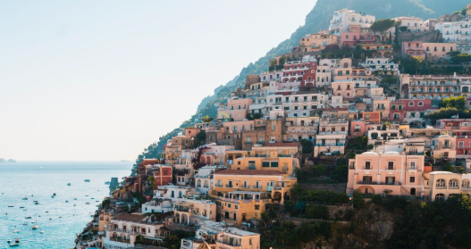 Wisata Alam Dan Pantai Indah Di Italia Selatan